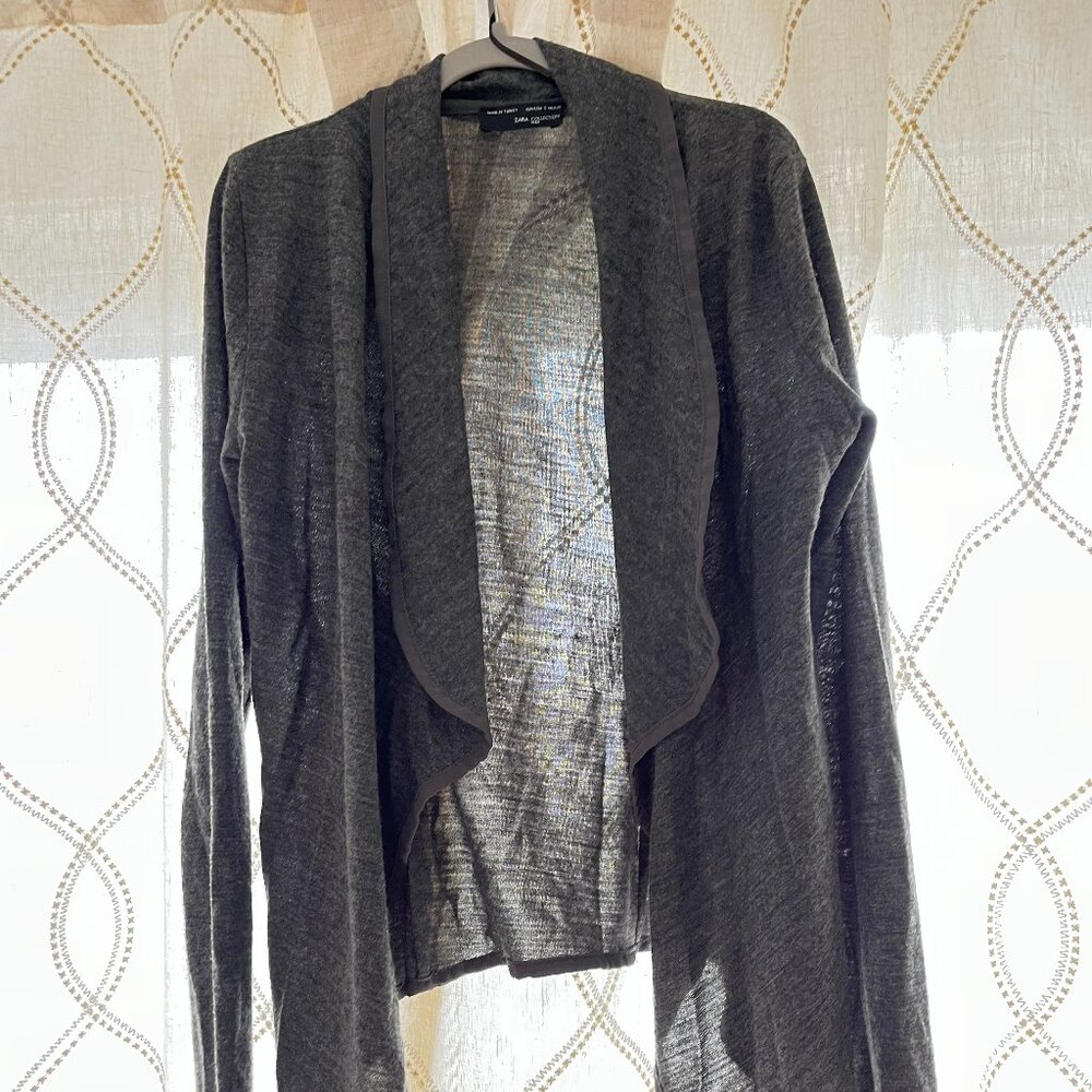 Elegant Open Cardigan